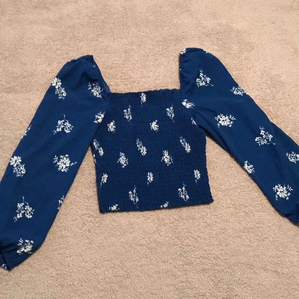 Abercrombie & Fitch cute flower printed blouse